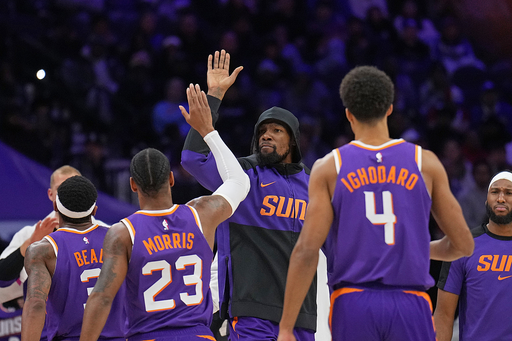 掘金逆转76人，杜兰特高光表现