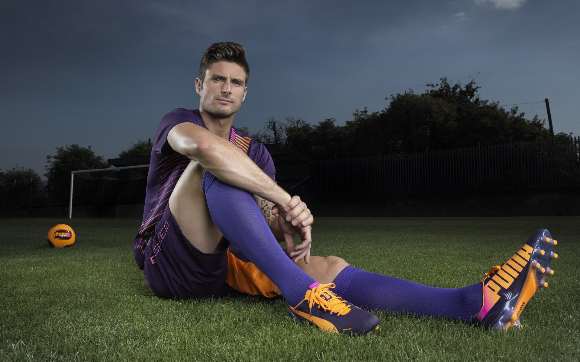 格纳布里关键战不手软，阿尔及利亚狂胜卡塔尔，绿茵场上的意志与荣耀