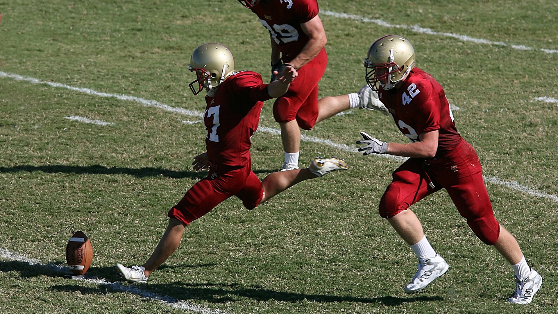 广厦铁壁锁公牛，塔图姆只手擎天，当防守成为艺术，个人英雄主义如何定义现代篮球？